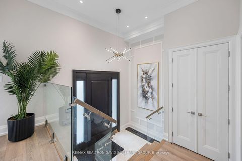 Photo 2 at 106 Allingham Gardens, Clanton Park, Toronto