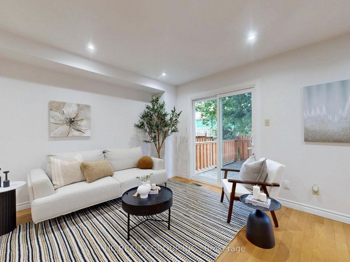 Photo 7 at 8 Bethany Leigh Drive, Agincourt North, Toronto