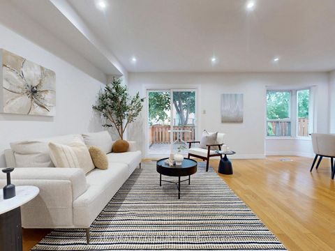 Photo 8 at 8 Bethany Leigh Drive, Agincourt North, Toronto
