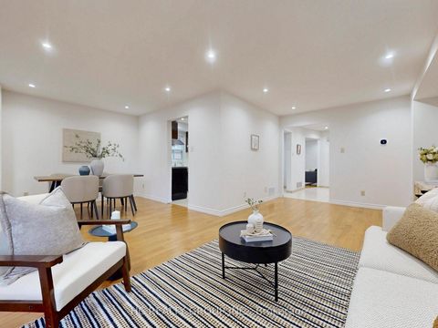 Photo 11 at 8 Bethany Leigh Drive, Agincourt North, Toronto