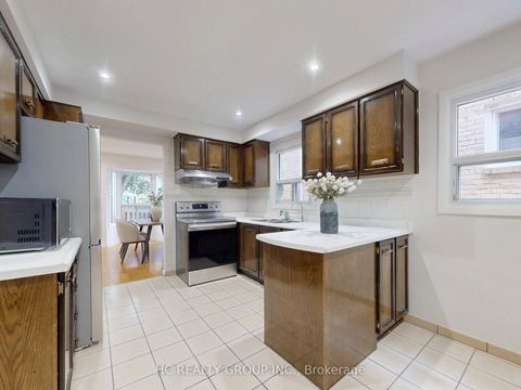 Photo 14 at 8 Bethany Leigh Drive, Agincourt North, Toronto