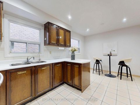 Photo 19 at 8 Bethany Leigh Drive, Agincourt North, Toronto