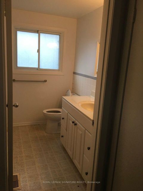 Photo 6 at 452 Stanfield Drive, BR Bronte, Oakville