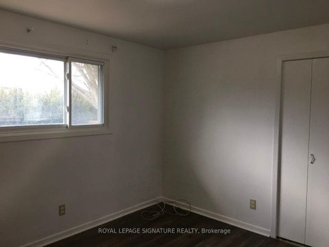 Photo 8 at 452 Stanfield Drive, BR Bronte, Oakville