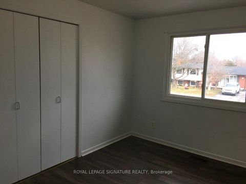 Photo 9 at 452 Stanfield Drive, BR Bronte, Oakville