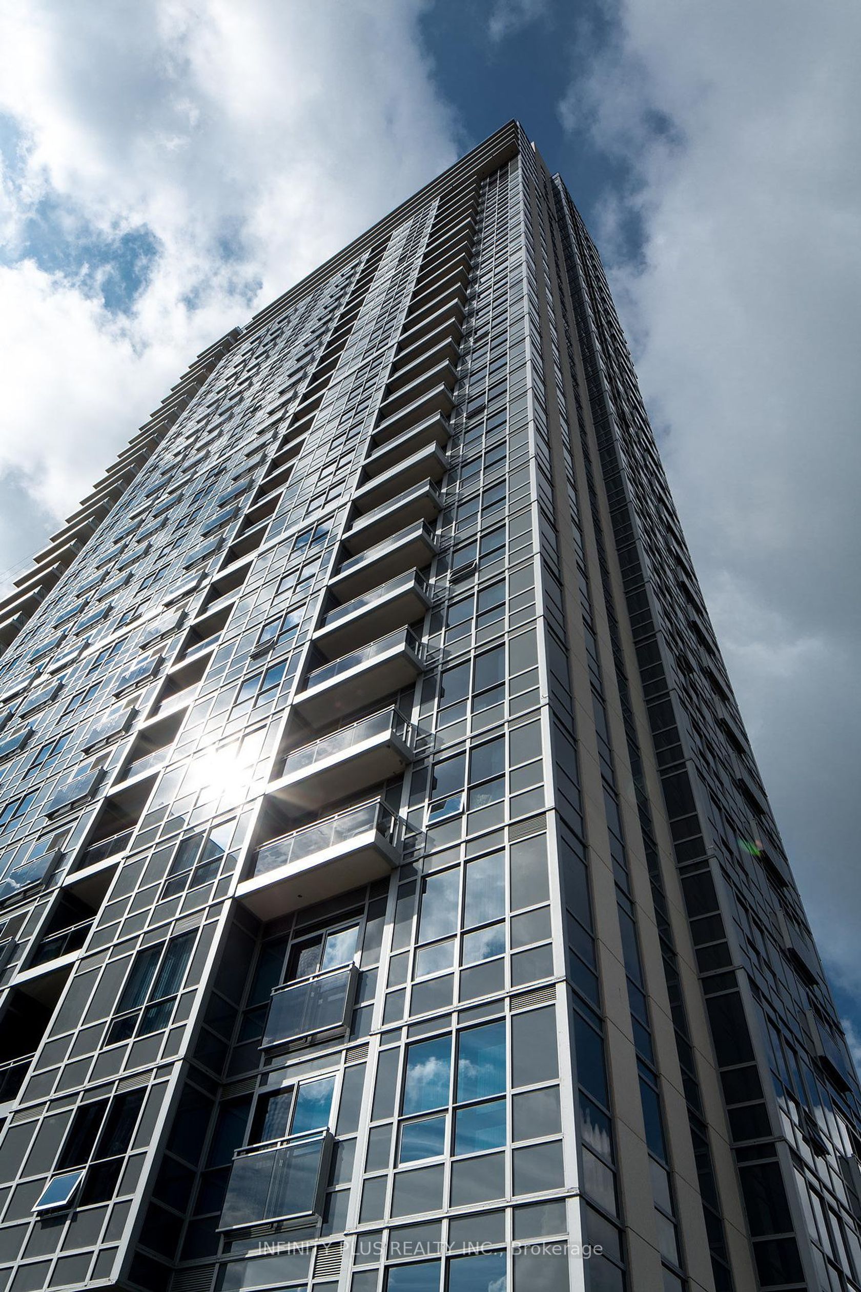 3419 - 275 Village Green Square, Malvern West, Toronto 