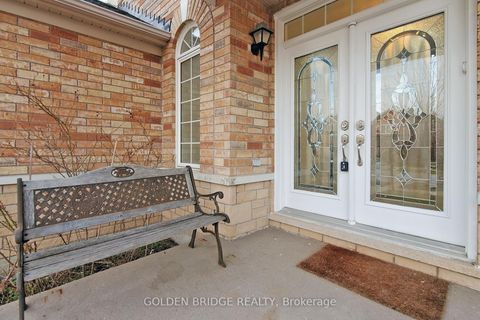 Photo 1 at 158 Worthington Avenue, Oak Ridges Lake Wilcox, Richmond Hill