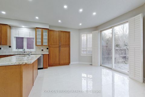 Photo 11 at 158 Worthington Avenue, Oak Ridges Lake Wilcox, Richmond Hill