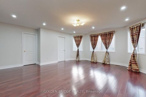 Photo 13 at 158 Worthington Avenue, Oak Ridges Lake Wilcox, Richmond Hill