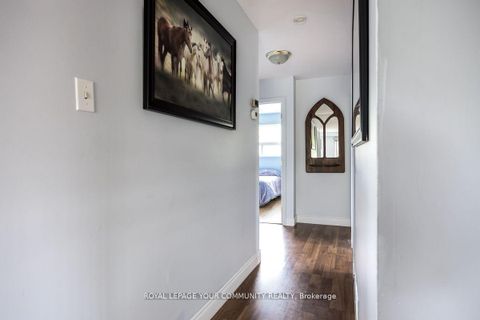 Photo 11 at 16 Midhurst Drive, Clairville, Toronto
