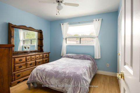 Photo 15 at 16 Midhurst Drive, Clairville, Toronto