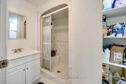 Photo 23 at 16 Midhurst Drive, Clairville, Toronto