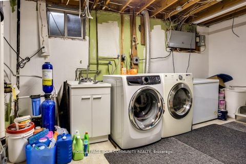 Photo 25 at 16 Midhurst Drive, Clairville, Toronto
