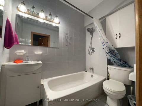 Photo 7 at 543 Crawford Street, Little Italy, Toronto