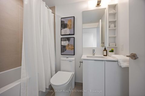 Photo 9 at LPH05 - 8 Wellesley Street W, Bay Street Corridor, Toronto Photo 9 at LPH05 - 8 Wellesley Street W, Bay Street Corridor, Toronto