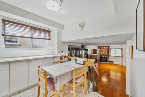 Photo 15 at 153 Dollery Court, Branson, Toronto