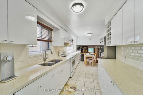 Photo 16 at 153 Dollery Court, Branson, Toronto