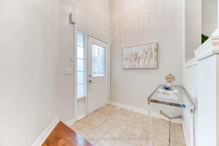 Photo 3 at 3806 Quiet Creek Drive, Churchill Meadows, Mississauga