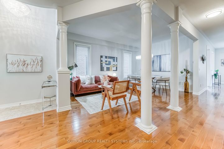Photo 6 at 3806 Quiet Creek Drive, Churchill Meadows, Mississauga