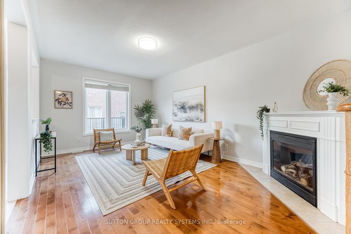 Photo 14 at 3806 Quiet Creek Drive, Churchill Meadows, Mississauga