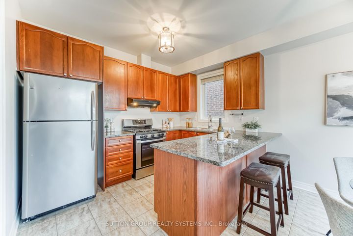 Photo 21 at 3806 Quiet Creek Drive, Churchill Meadows, Mississauga