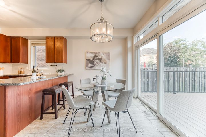 Photo 27 at 3806 Quiet Creek Drive, Churchill Meadows, Mississauga