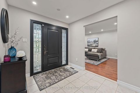 Photo 4 at 255 Glenway Circle, Glenway Estates, Newmarket