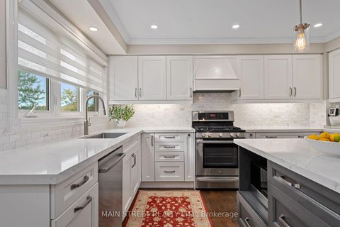 Photo 7 at 255 Glenway Circle, Glenway Estates, Newmarket