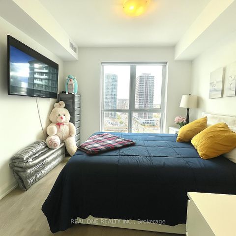 Photo 11 at 733 - 5 Mabelle Avenue, City Centre West, Toronto