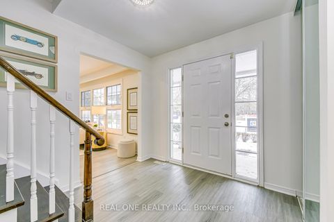 Photo 4 at 153 Cavendish Court, MO Morrison, Oakville