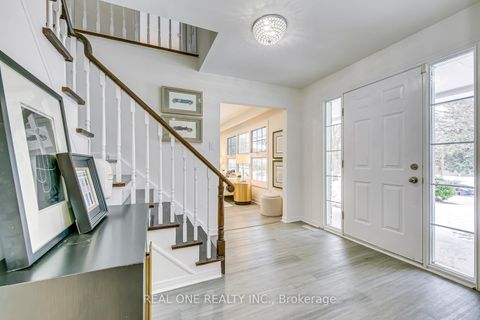 Photo 5 at 153 Cavendish Court, MO Morrison, Oakville