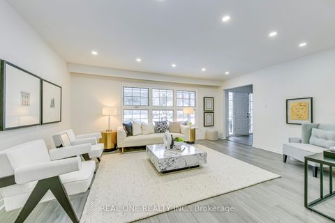 Photo 9 at 153 Cavendish Court, MO Morrison, Oakville