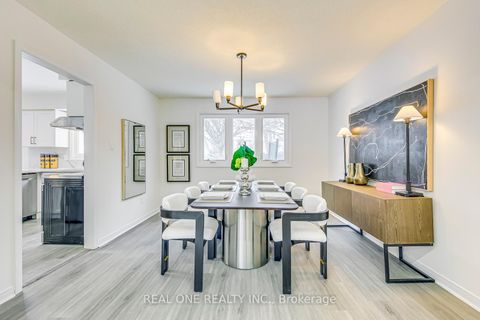 Photo 10 at 153 Cavendish Court, MO Morrison, Oakville