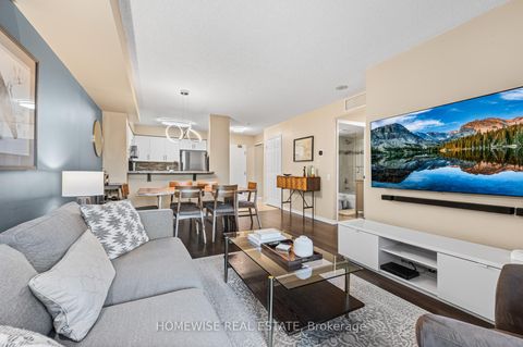 Photo 3 at 212 - 5 Emerald Lane, Yorkhill, Vaughan
