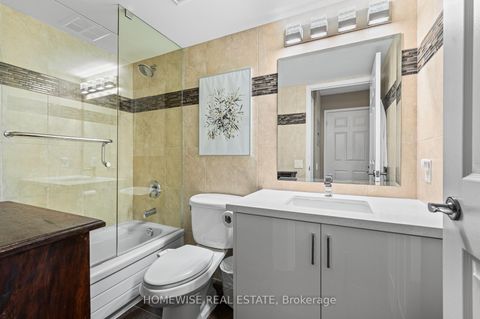 Photo 11 at 212 - 5 Emerald Lane, Yorkhill, Vaughan