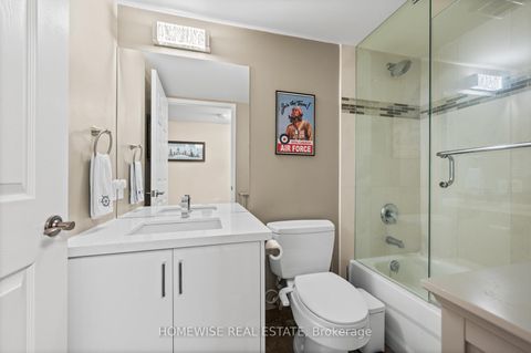 Photo 14 at 212 - 5 Emerald Lane, Yorkhill, Vaughan