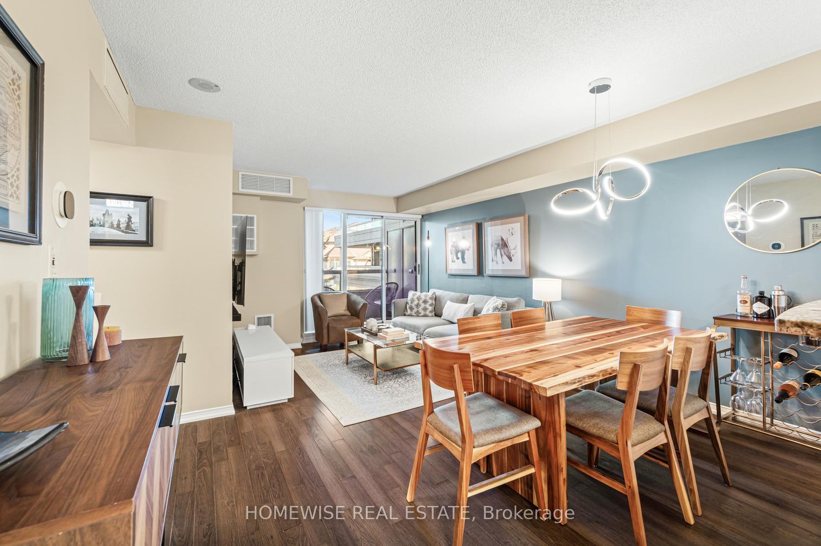 212 - 5 Emerald Lane, Yorkhill, Vaughan 
