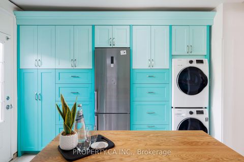 Photo 9 at 304 Wallace Avenue, Junction, Toronto