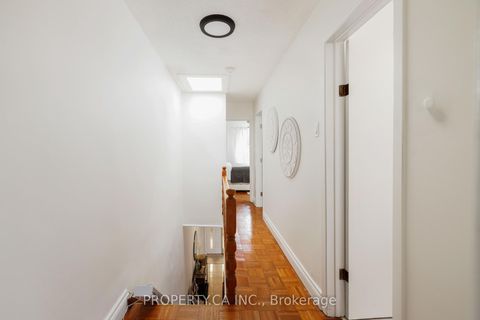 Photo 11 at 304 Wallace Avenue, Junction, Toronto