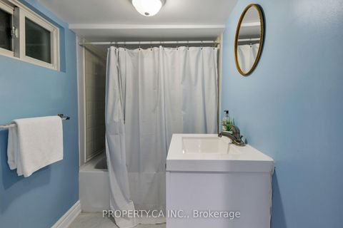 Photo 31 at 304 Wallace Avenue, Junction, Toronto