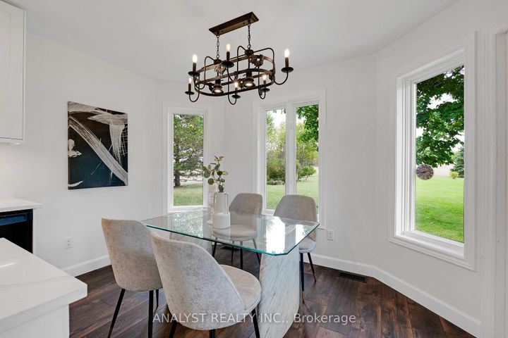 Photo 13 at 4162 Line 8, Rural Bradford West Gwillimbury, Bradford West Gwillimbury