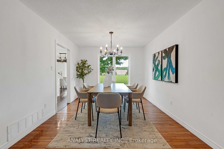 Photo 15 at 4162 Line 8, Rural Bradford West Gwillimbury, Bradford West Gwillimbury