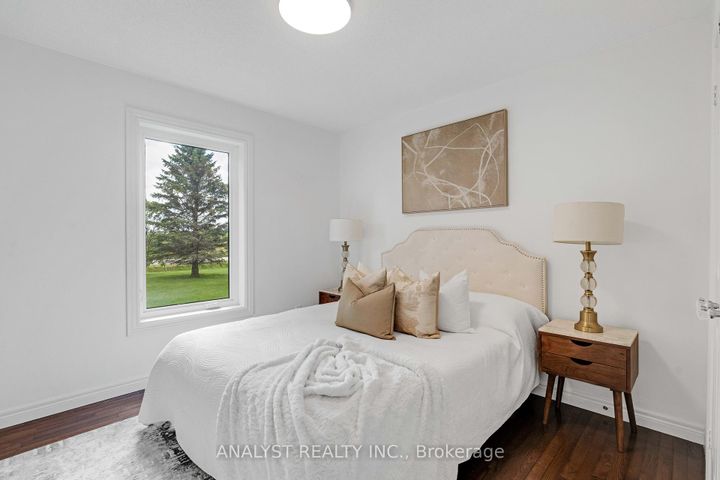 Photo 22 at 4162 Line 8, Rural Bradford West Gwillimbury, Bradford West Gwillimbury