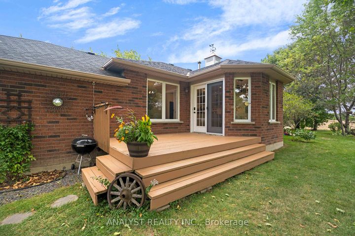 Photo 43 at 4162 Line 8, Rural Bradford West Gwillimbury, Bradford West Gwillimbury