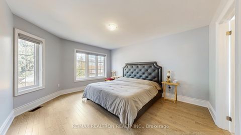 Photo 20 at 33 Marlena Drive, West Hill, Toronto