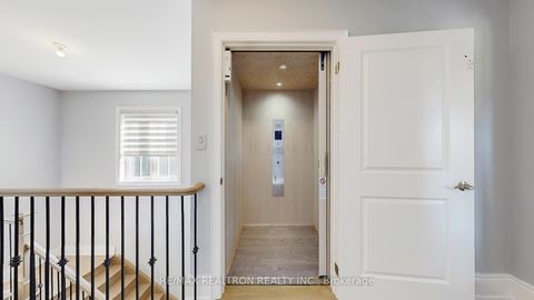 Photo 33 at 33 Marlena Drive, West Hill, Toronto