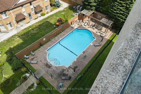 Photo 30 at 702 - 5 Emerald Lane, Yorkhill, Vaughan