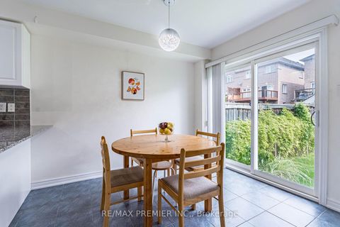 Photo 13 at 47 Barli Crescent, Patterson, Vaughan