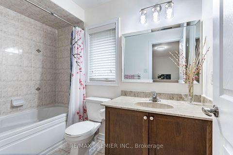 Photo 25 at 47 Barli Crescent, Patterson, Vaughan
