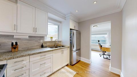 Photo 8 at 29 Pearen Street, Mount Dennis, Toronto